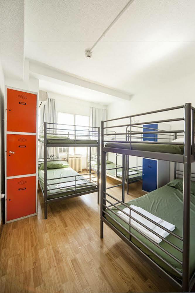 Euromadrid Hostel Eksteriør bilde